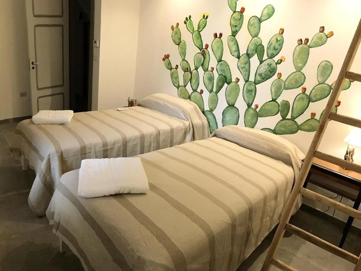Couette-café Le Luminarie B&B Lecce Italie